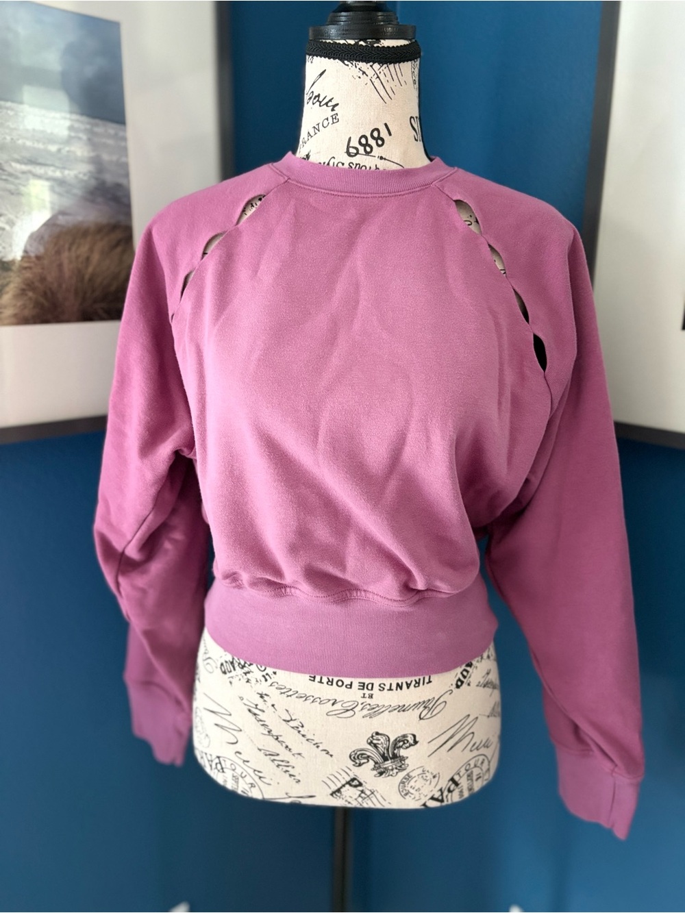 Nike cropped sweatshirt